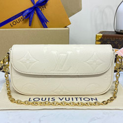 루이비통 월릿 온 체인 아이비  M82210