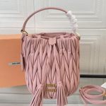 미우미우 숄더백  5BE084