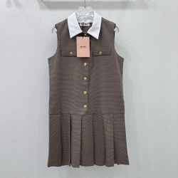 미우미우 M-748389