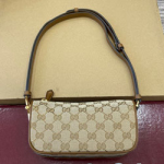 구찌 핸드백 860784